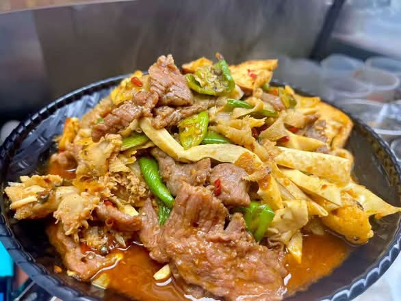椒麻牛三脆(牛肉、牛百叶、牛肚、黄喉) / Sichuan Pepper Beef Trio (Tripe, Omasum, Throat)